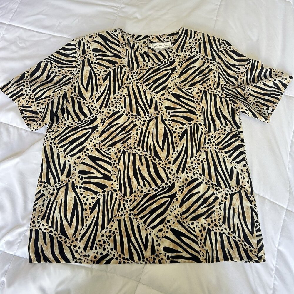 Kathy Che Tan Cheetah Print Round Neck‎ Short Sleeve Pullover Top Blouse Womens